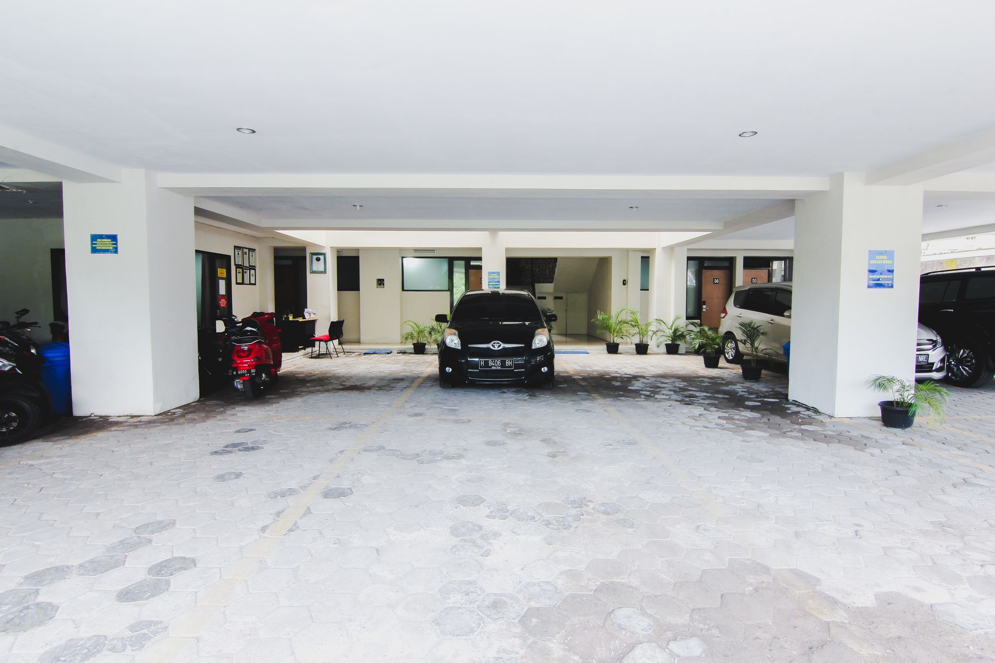 D'Paragon Seturan 3 Maguwo Luaran gambar